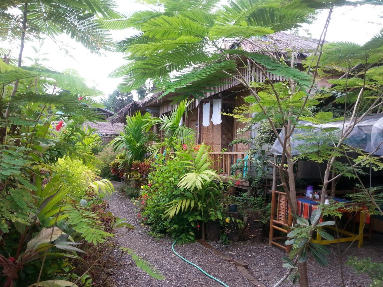 Ngwe Saung Garden Guest House Ngwesaung Exterior foto